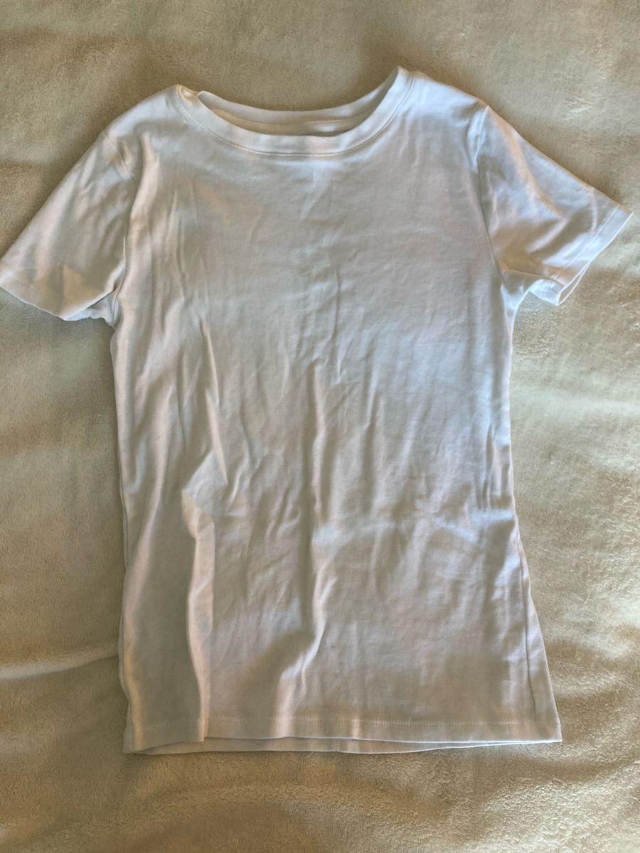 White tshirt short sleeve